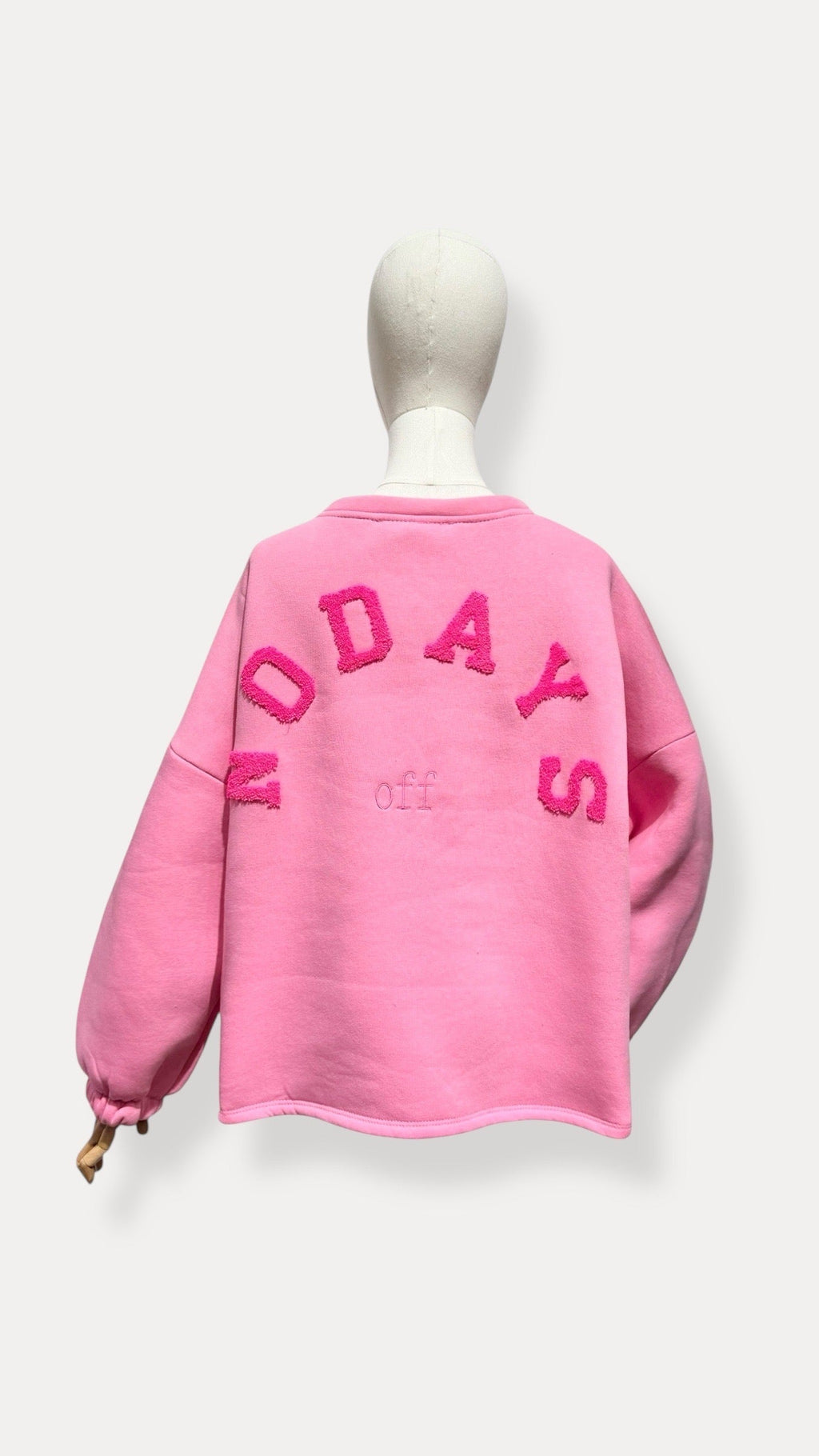 DAYS sweater