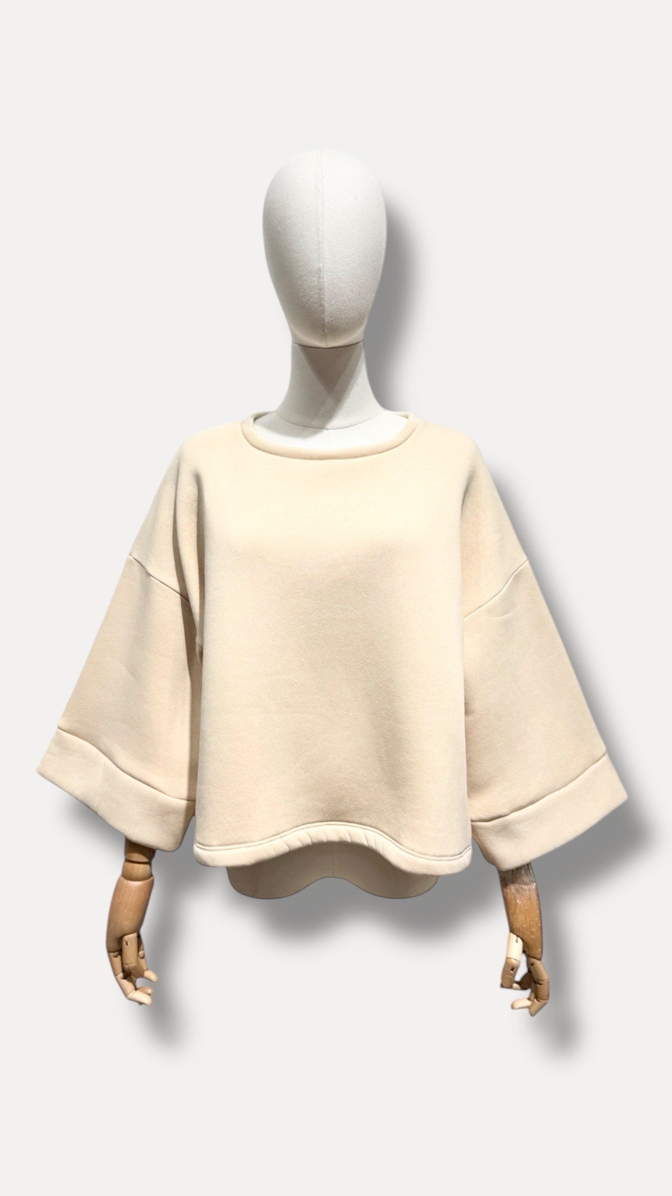 MADO sweater